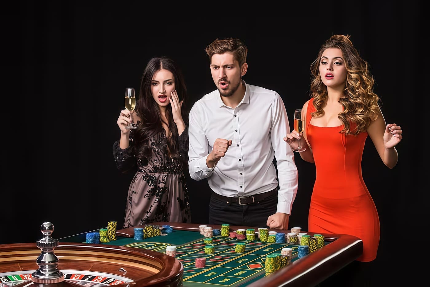 women-and-a-man-play-roulette